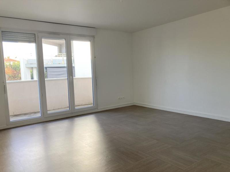Appartement - 61 m² - 2 pièces