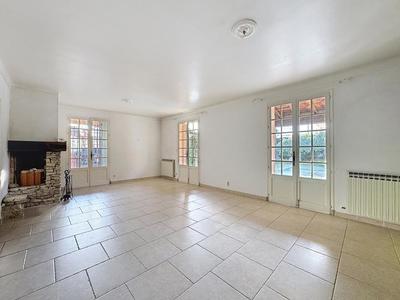 Villa - 137 m² - 6 pièces