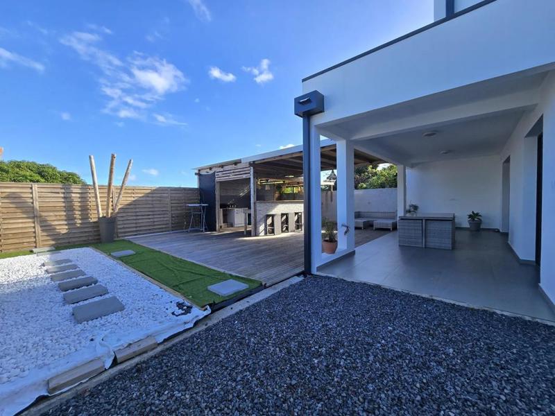 Villa - 100 m² - 4 pièces