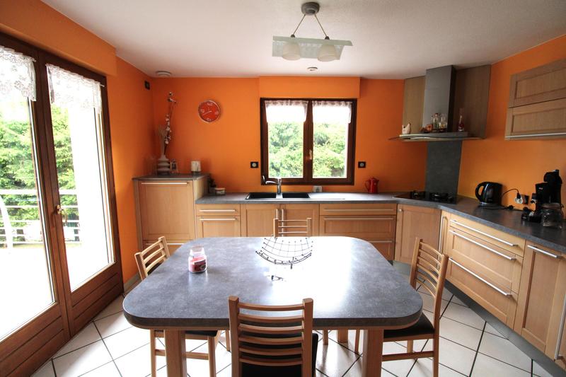 Maison - 112 m² - 6 pièces