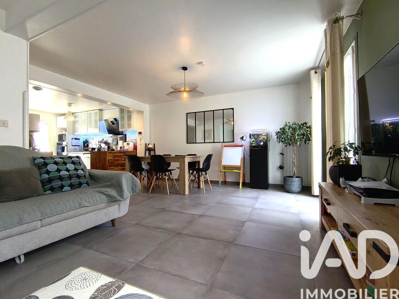 Maison - 90 m² - 4 pièces