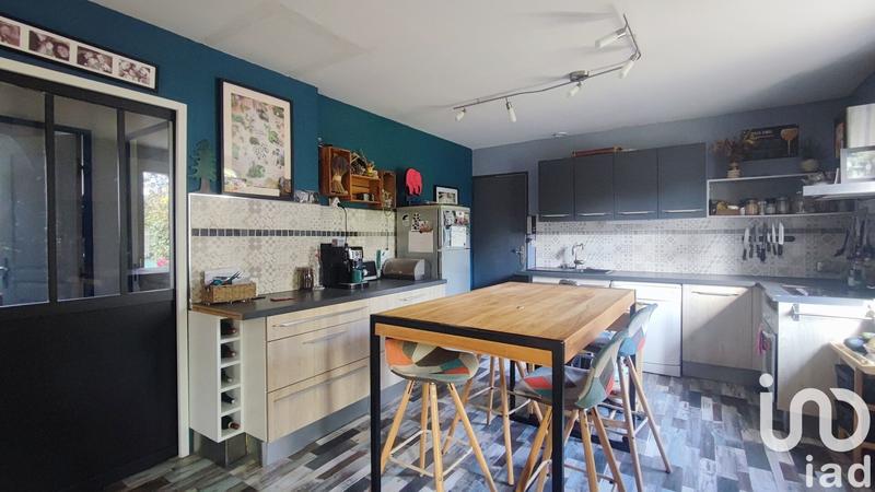 Maison - 102 m² - 6 pièces