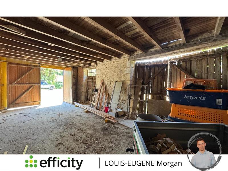 Demeure - 235 m² - 10 pièces