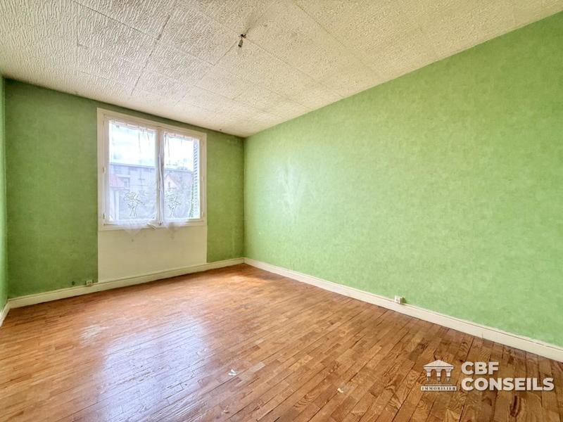 Appartement - 90 m² - 5 pièces