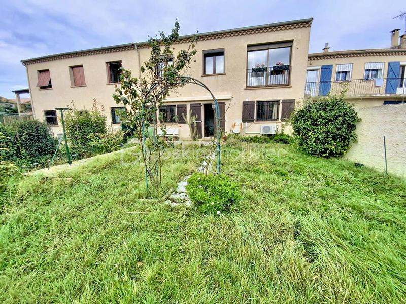 Maison - 180 m² - 6 pièces