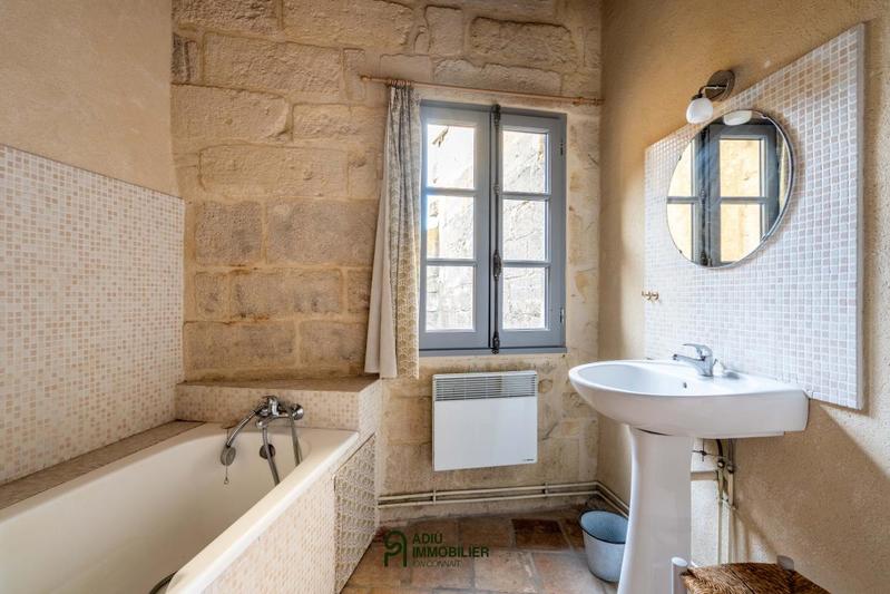 Appartement - 70 m² - 2 pièces