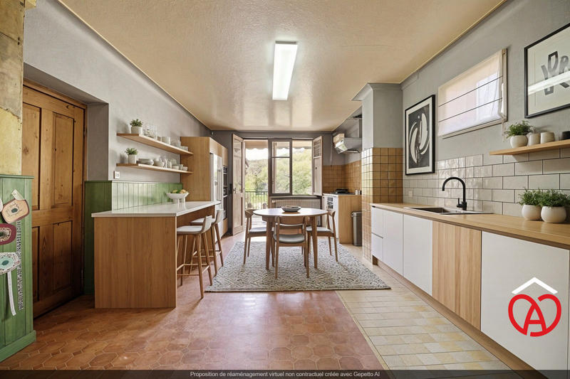 Maison traditionnelle - 111 m² - 5 pièces