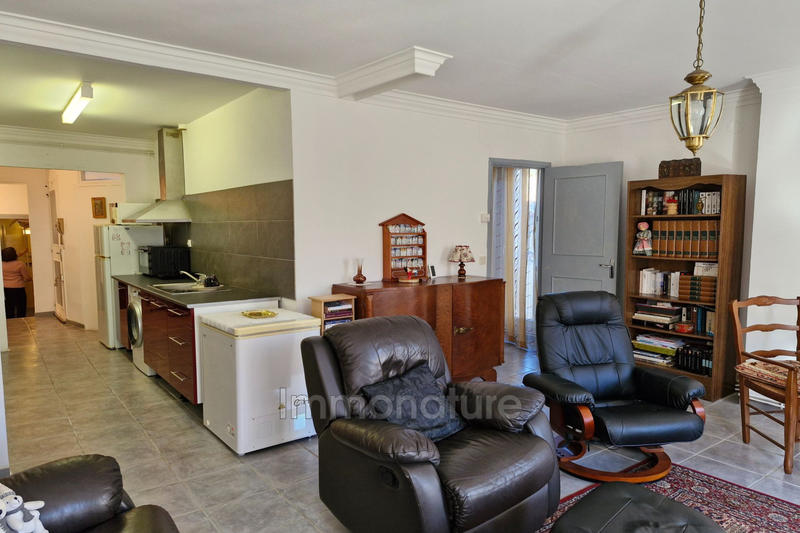 Appartement - 75 m² - 3 pièces