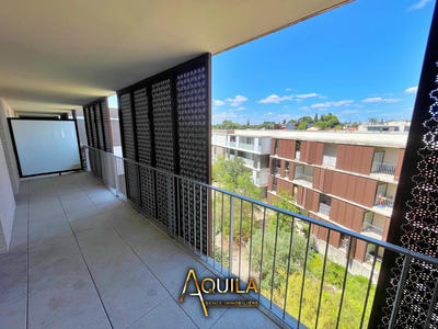 Appartement - 77 m² - 4 pièces