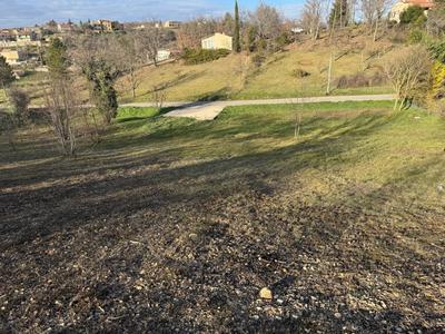 Terrain constructible - 2 400 m²