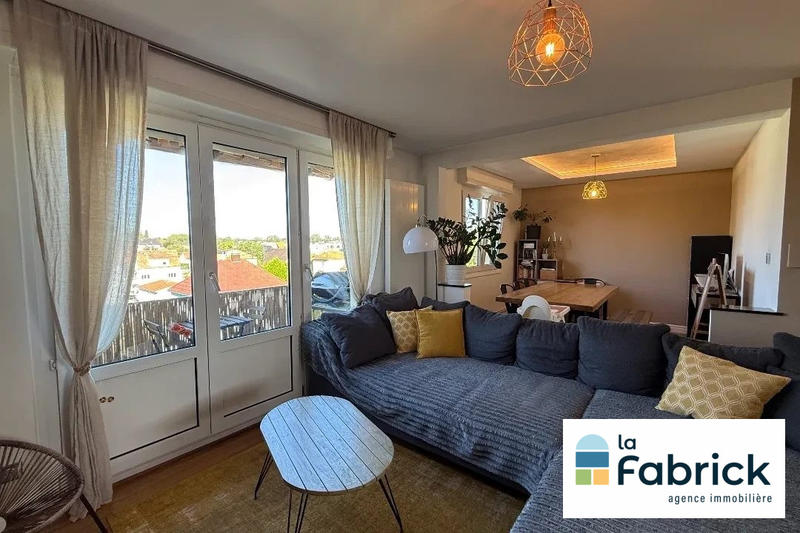 Appartement - 86 m² - 4 pièces