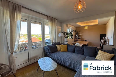 Appartement - 86 m² - 4 pièces