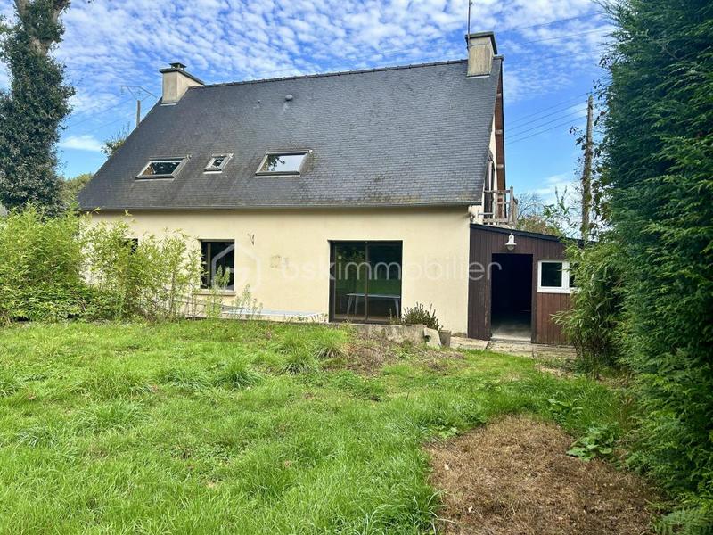 Maison - 130 m² - 8 pièces