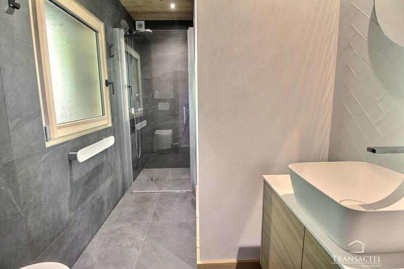 Châlet - 269 m² - 7 pièces