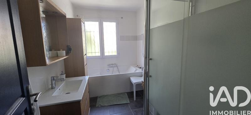 Maison - 200 m² - 6 pièces