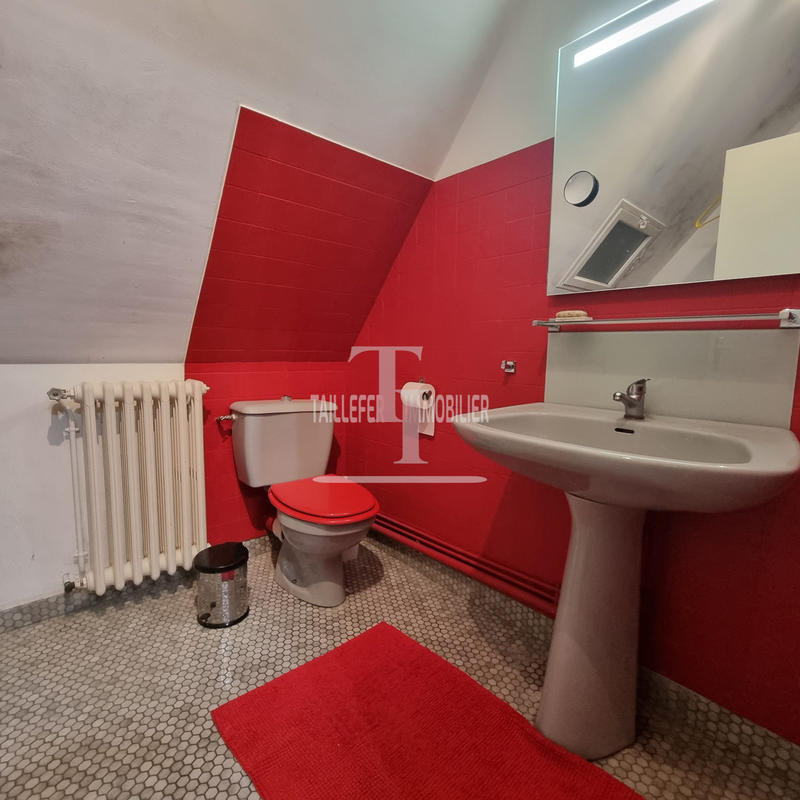 Maison - 159 m² - 8 pièces