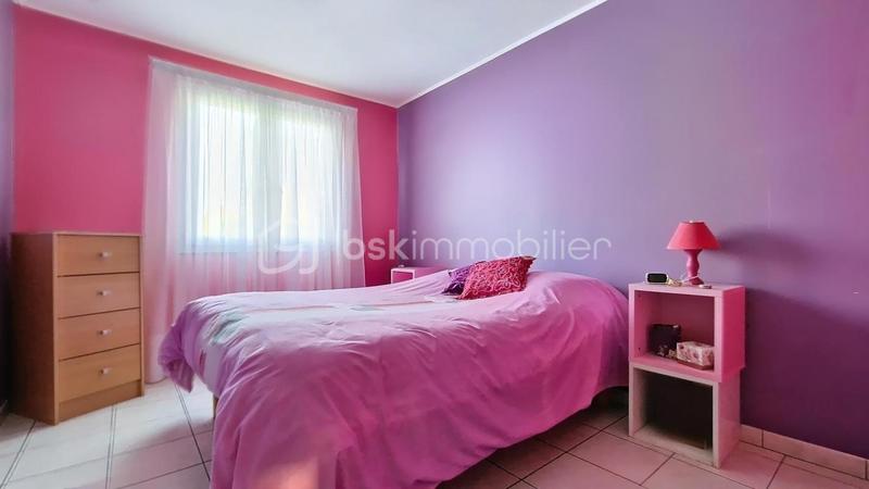 Maison - 200 m² - 4 pièces