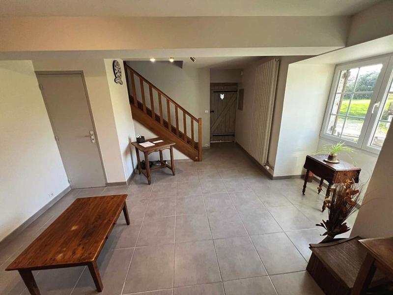 Maison - 205 m² - 8 pièces