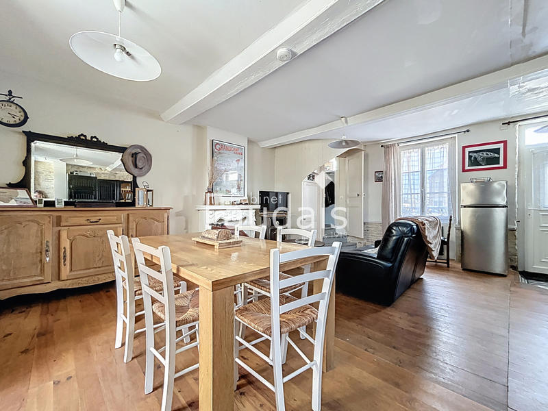 Maison - 77 m² - 4 pièces