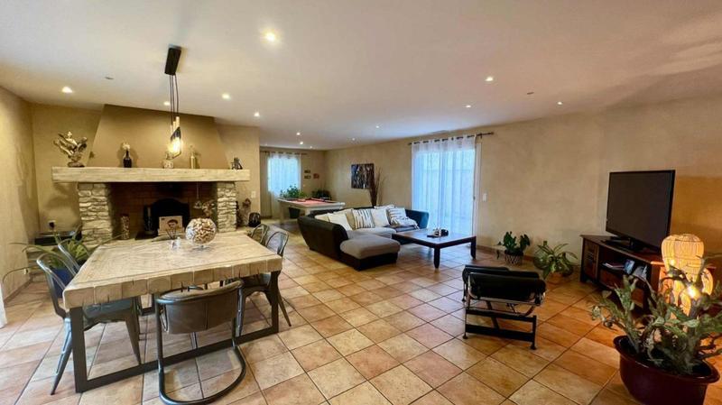 Maison - 172 m² - 6 pièces