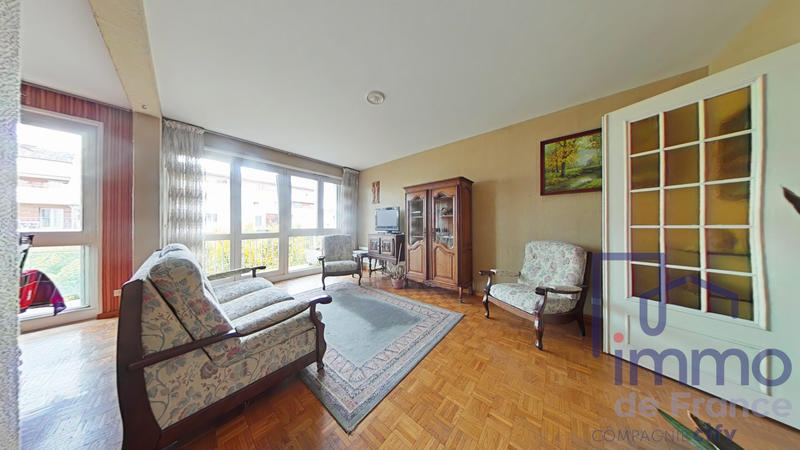 Appartement - 79 m² - 4 pièces