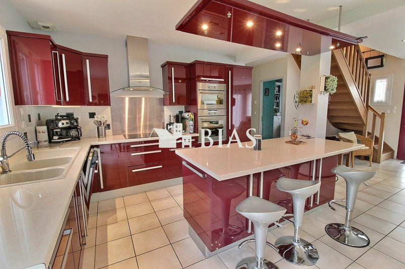 Maison contemporaine - 127 m² - 6 pièces