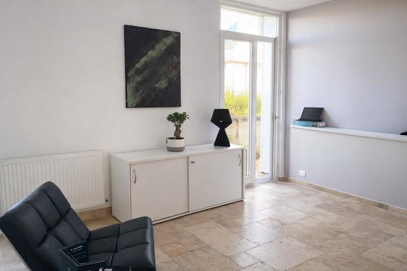 Bureau - 101 m² - 5 pièces