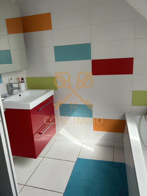 Maison - 102 m² - 5 pièces