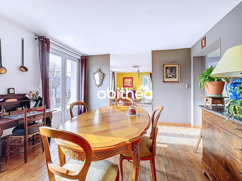 Maison - 134 m² - 6 pièces