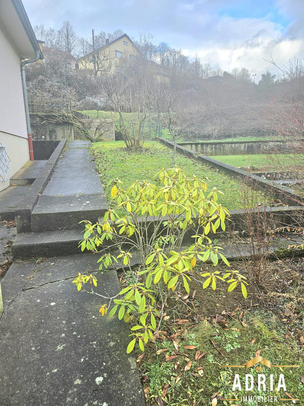 Maison - 102 m² - 6 pièces