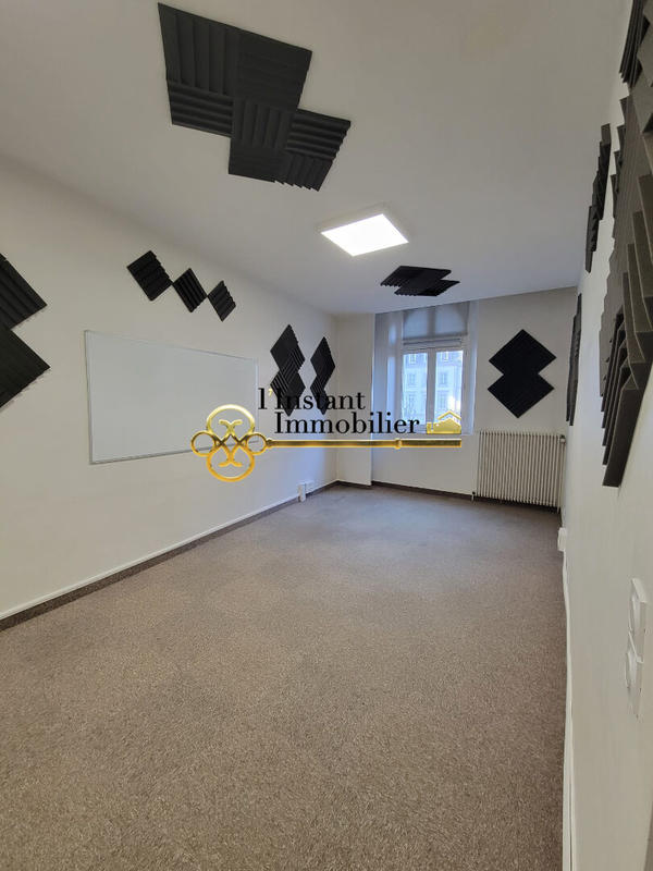 Local d'activités - 200 m²