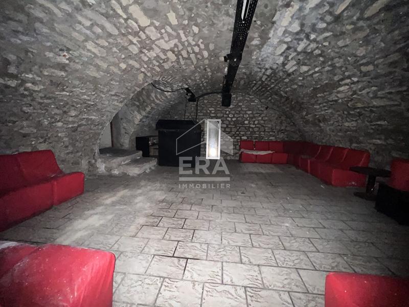 Immeuble - 370 m² - 8 pièces