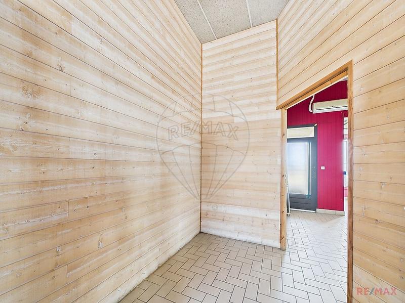 Local commercial - 61 m² - 2 pièces