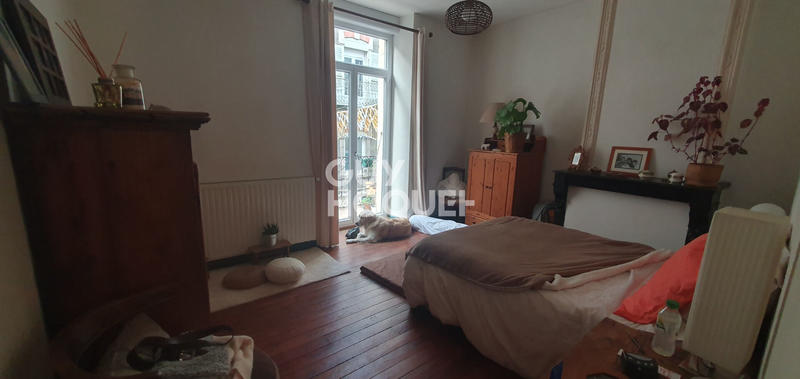 Immeuble - 120 m² - 15 pièces