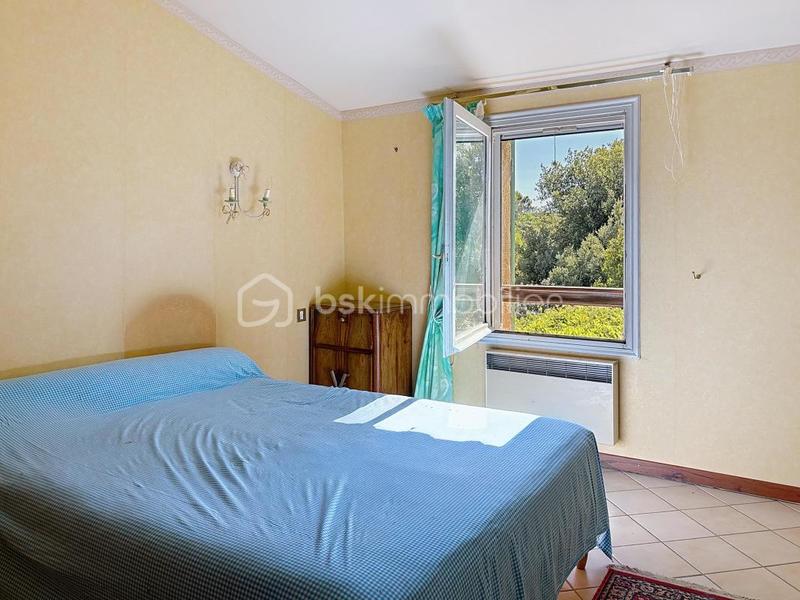 Villa - 230 m² - 8 pièces