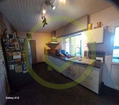 Maison - 193 m² - 8 pièces