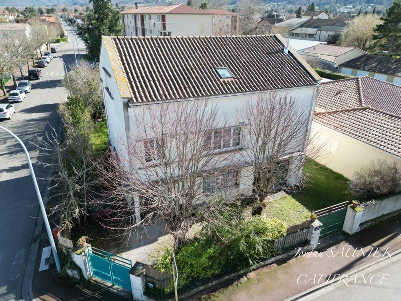 Maison - 170 m² - 7 pièces