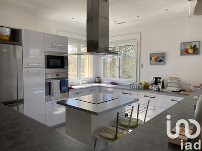 Maison - 190 m² - 7 pièces