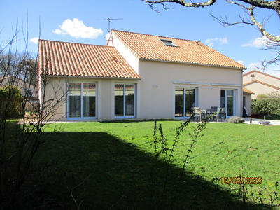 Maison - 175 m² - 6 pièces