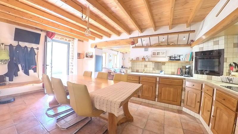 Maison - 120 m² - 4 pièces