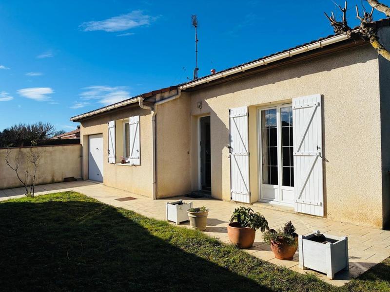 Maison de village - 90 m² - 4 pièces