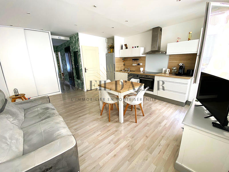 Appartement - 43 m² - 3 pièces