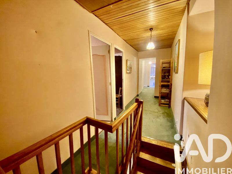 Maison - 147 m² - 8 pièces