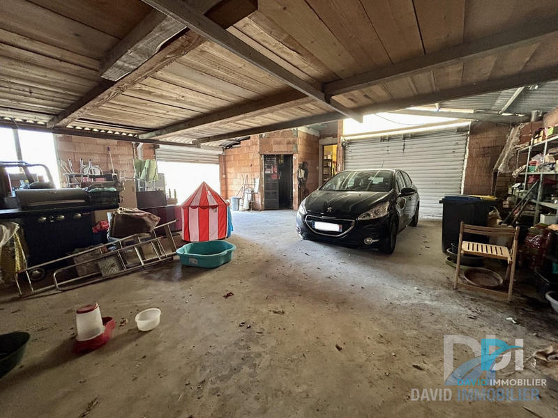 Maison - 218 m² - 6 pièces