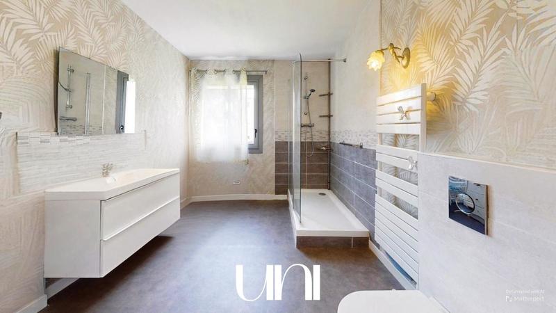 Appartement - 97 m² - 3 pièces