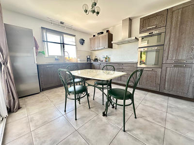 Maison - 150 m² - 4 pièces