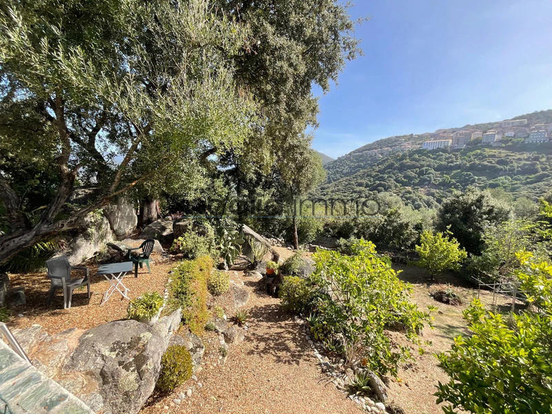 Maison - 148 m² - 4 pièces