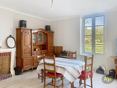 Maison - 97 m² - 4 pièces