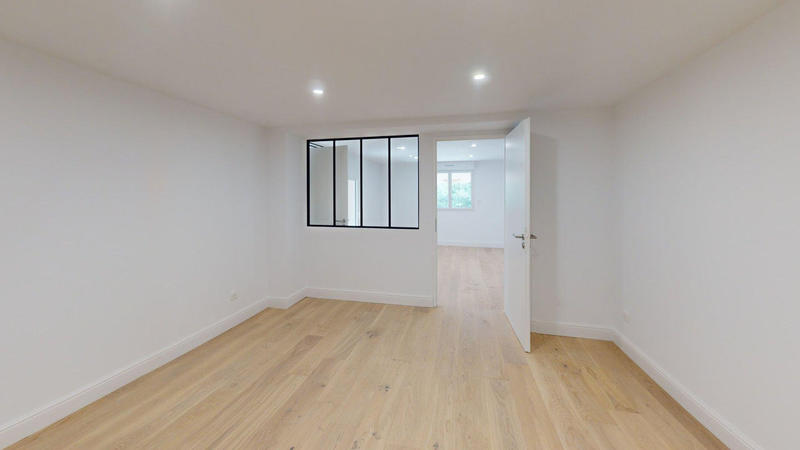 Villa - 340 m² - 12 pièces