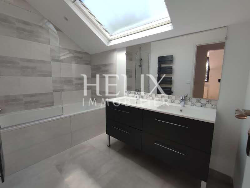 Maison - 165 m² - 7 pièces